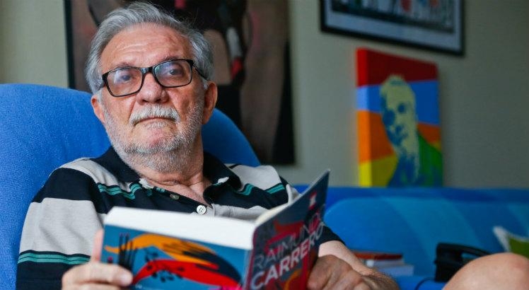 imagem do Raimundo Carrero lança 'Condenados à Vida', reunião de quatro romances